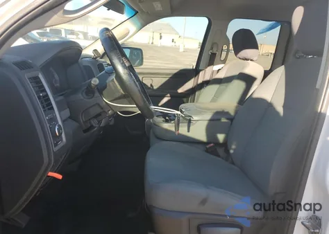 2017 Ram 1500 St z USA, uszkodzony, nr VIN 1C6RR6FG0HS505046